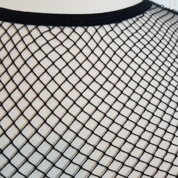 Victoria’s Secret Fishnet Top Size M-L - Picture 3 of 4